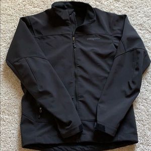 Patagonia wind wall / rain resistant jacket
